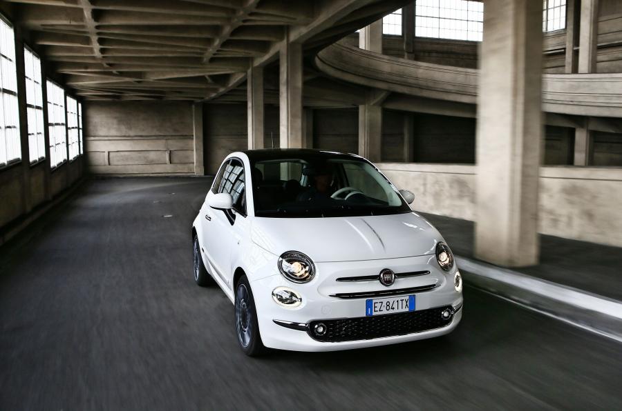  Fiat 500 2015 года  (фото 17 из 26)